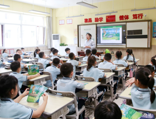 惠及民生才干真正办妥公民满意的教育强化战略特点赋能